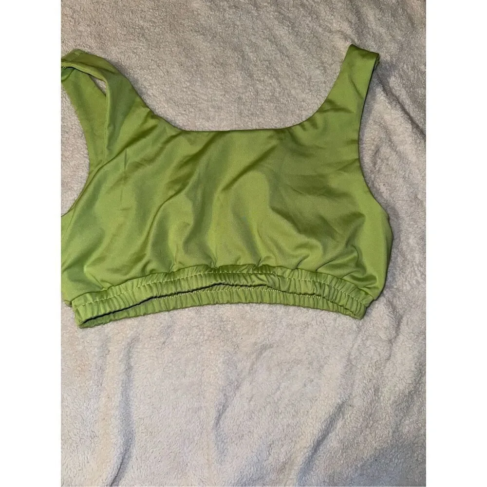 Nike sports bra size medium